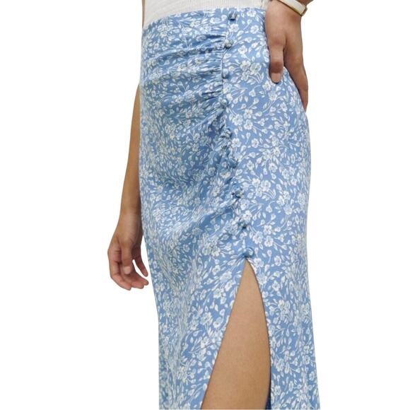 Reformation Grazie Skirt in Clio Blue Floral Size 4 - Picture 2 of 8